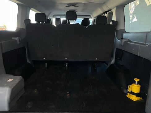 Used 2017 Ford Transit 150 XL image 22