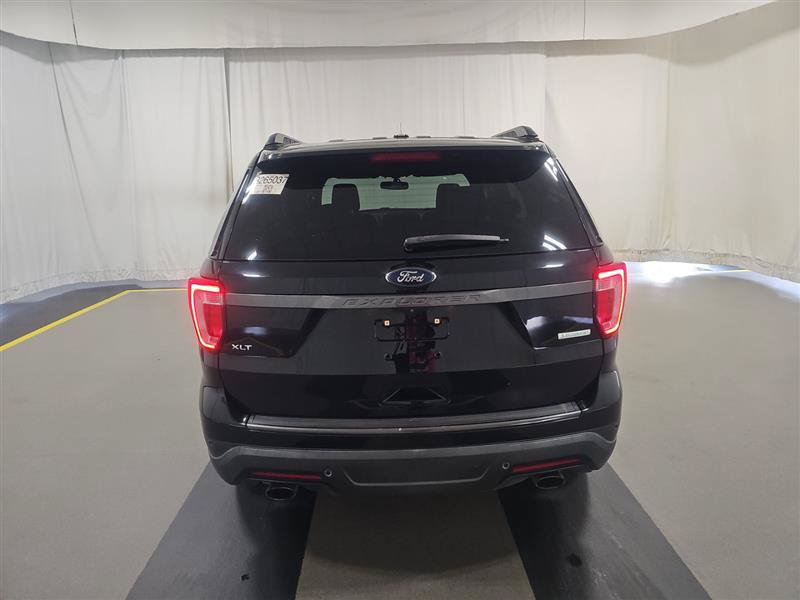 Used 2019 Ford Explorer XLT w/ Equipment Group 202A FWD image 5