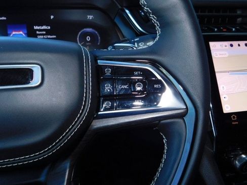 Used 2023 Jeep Grand Cherokee Overland w/ Adv Protech Group III image 26