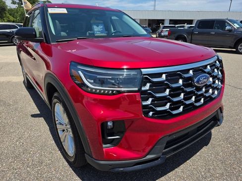 Certified 2025 Ford Explorer Platinum w/ LUX Leather Package AWD/4WD image 2