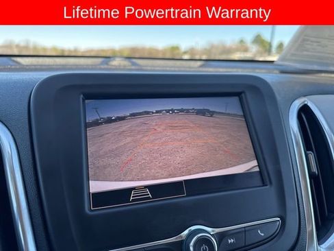Used 2024 Chevrolet Equinox LT image 15