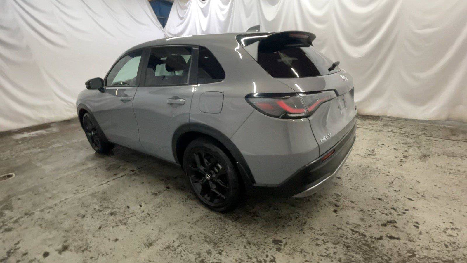 Certified 2025 Honda HR-V Sport image 10
