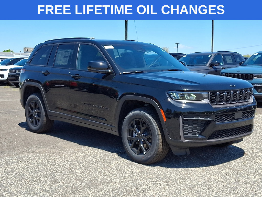 New 2026 Jeep Grand Cherokee Altitude AWD/4WD image 1