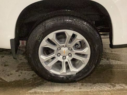 New 2026 Chevrolet Silverado 1500 LTZ w/ LTZ Premium Package AWD/4WD image 7