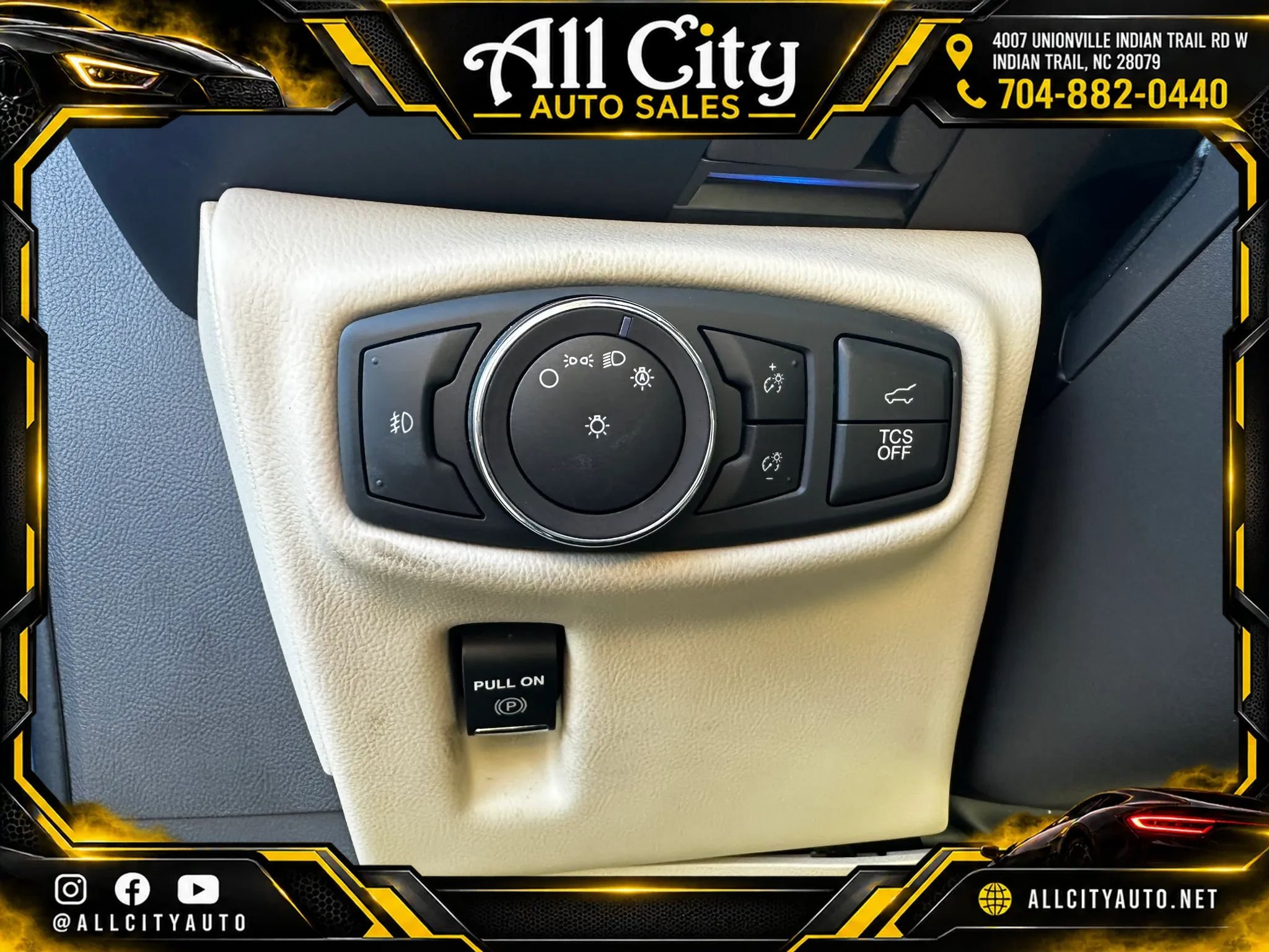 Used 2019 Lincoln Nautilus Select AWD/4WD image 20