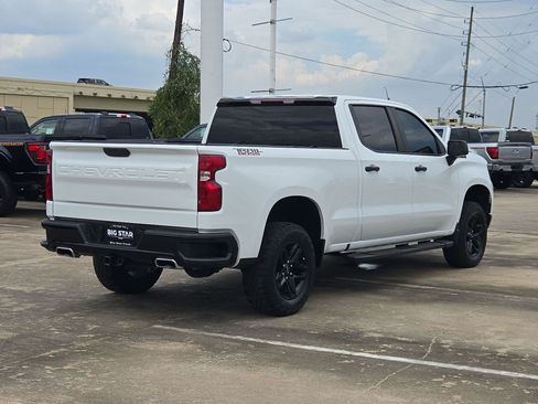 Used 2023 Chevrolet Silverado 1500 Custom Trail Boss AWD/4WD image 3
