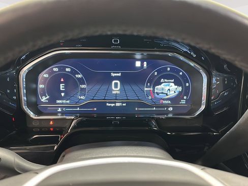 Used 2022 GMC Sierra 1500 SLE image 11