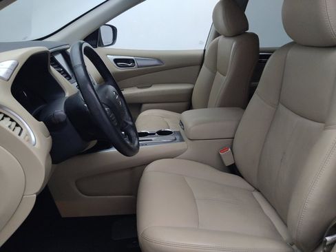 Used 2019 Nissan Pathfinder SL FWD image 17