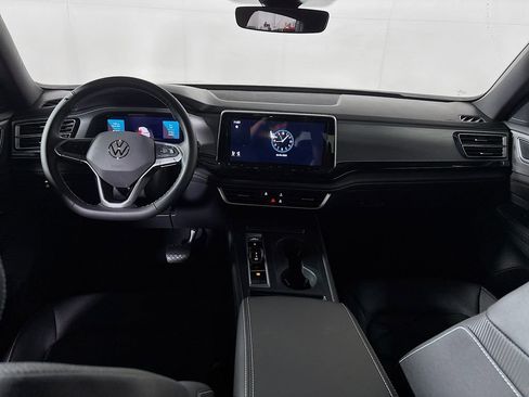 New 2025 Volkswagen Atlas Cross Sport SE image 12