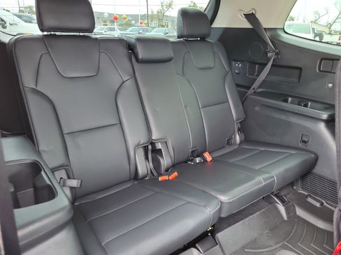 Used 2022 Kia Telluride SX w/ SX Prestige Package image 12
