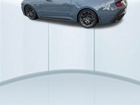 Used 2025 Ford Mustang GT image 5