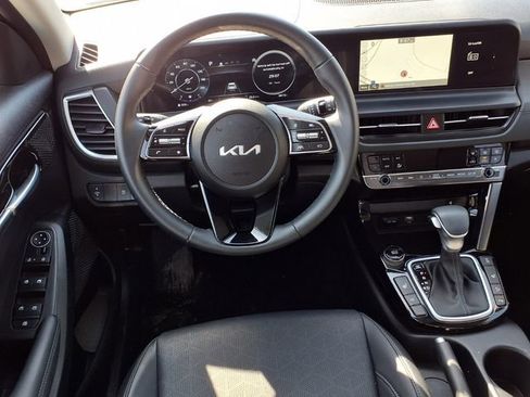 New 2026 Kia Seltos EX w/ EX Sunroof Package image 2