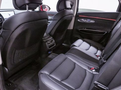 Certified 2026 Genesis GV70 2.5T AWD/4WD image 10
