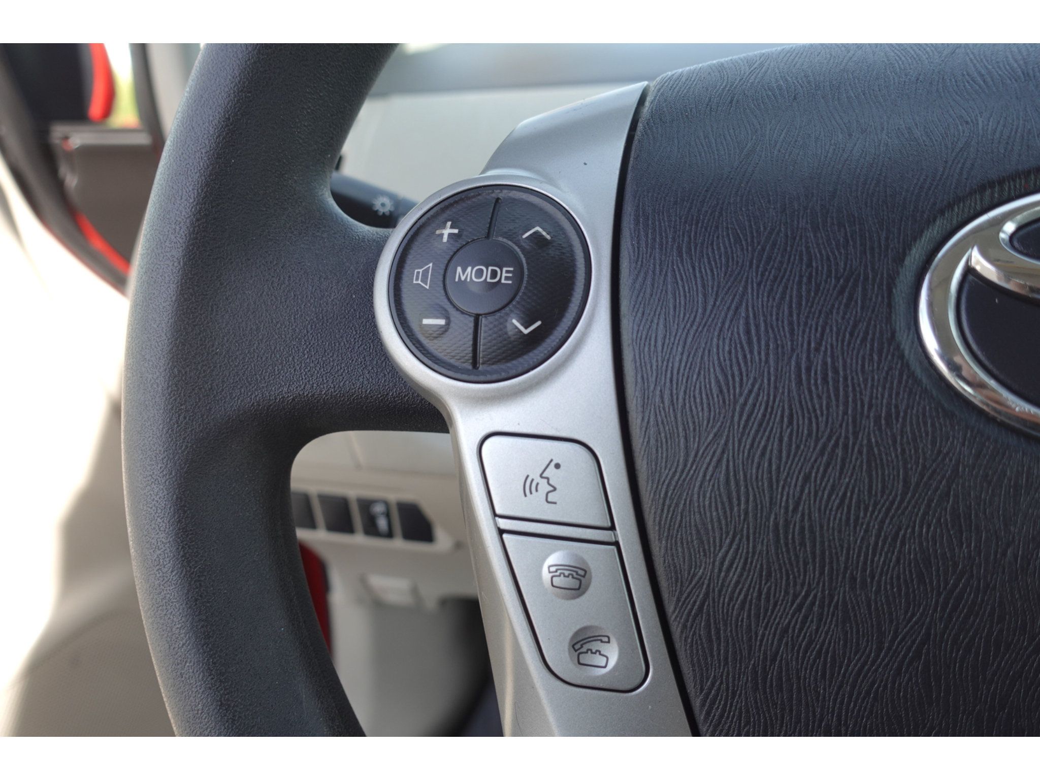 Used 2013 Toyota Prius V Three FWD image 13