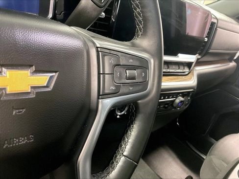 Used 2023 Chevrolet Silverado 1500 LT AWD/4WD image 23