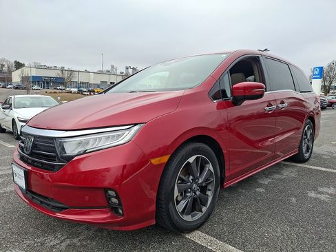 Used 2022 Honda Odyssey Elite image 3