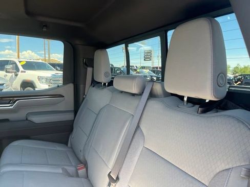 New 2026 GMC Sierra 1500 SLE w/ Preferred Package AWD/4WD image 19
