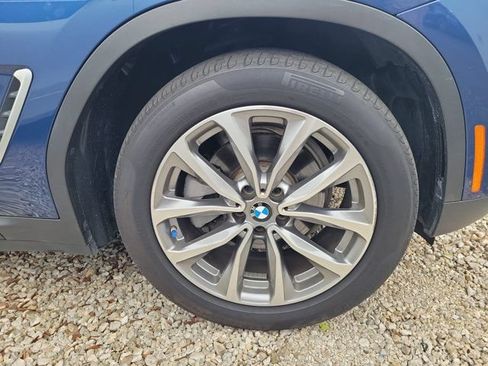 Used 2019 BMW X3 xDrive30i w/ Premium Package AWD/4WD image 2