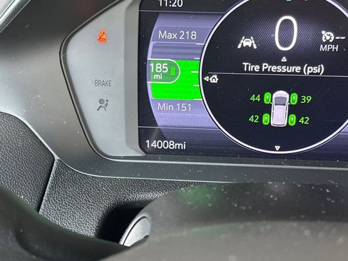 Used 2022 Chevrolet Bolt LT image 29