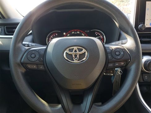 Used 2023 Toyota RAV4 LE image 21