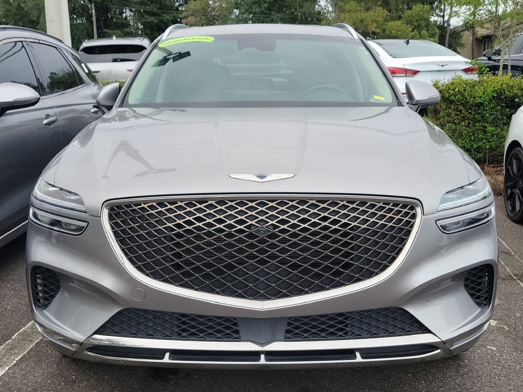 Used 2022 Genesis GV70 2.5T w/ Advanced Package AWD/4WD image 3