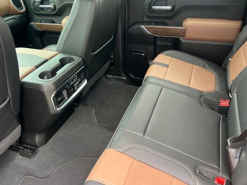 Used 2023 Chevrolet Silverado 2500 High Country w/ Z71 Off-Road Package image 9