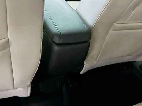 Used 2024 Buick Encore GX Sport Touring image 27