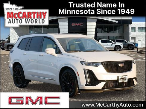 Used 2023 Cadillac XT6 Sport w/ Platinum Package AWD/4WD image 1