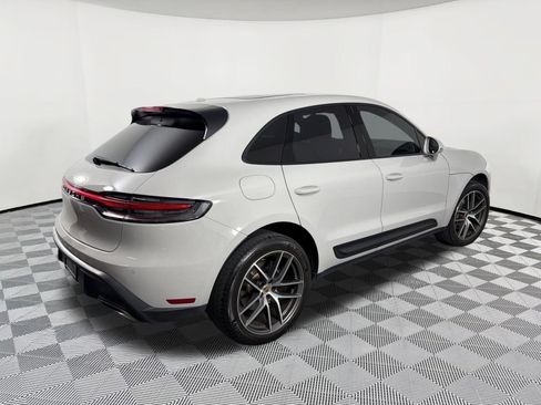 Certified 2023 Porsche Macan AWD/4WD image 9