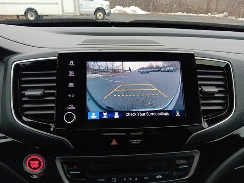 Used 2023 Honda Ridgeline Black Edition image 17