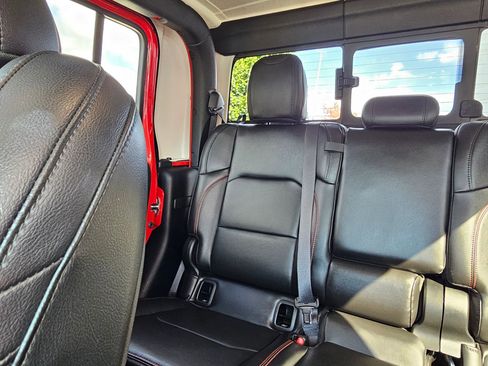 Used 2020 Jeep Gladiator Rubicon image 25