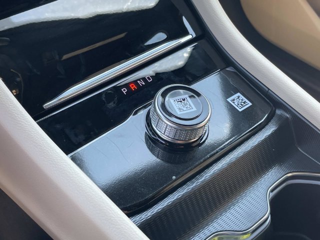 New 2026 Jeep Grand Cherokee Limited w/ Limited Altitude Package RWD image 31