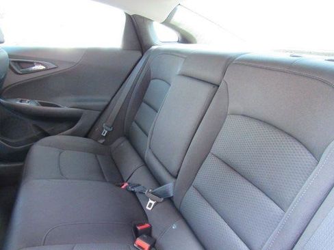 Used 2019 Chevrolet Malibu LT w/ Driver Confidence Package FWD image 14
