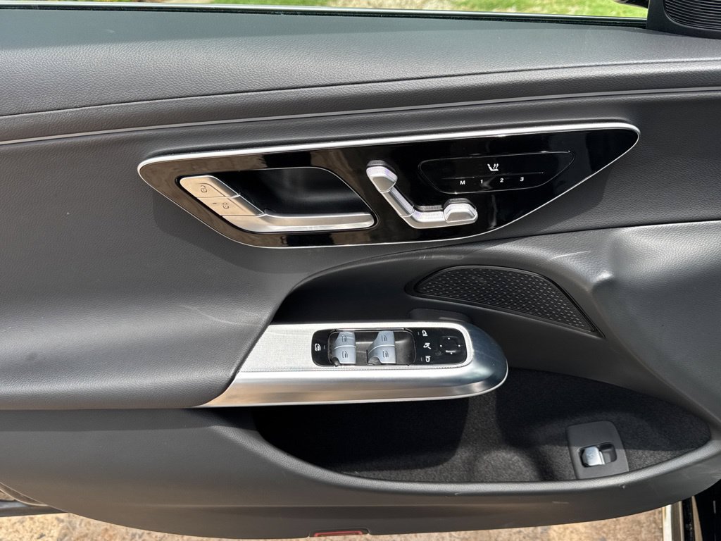 Used 2025 Mercedes-Benz E 350 Sedan w/ Winter Package image 34