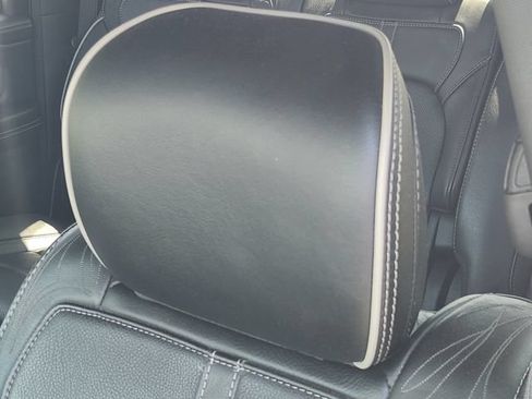 Used 2020 RAM 1500 Limited w/ Black Appearance Package RWD image 24