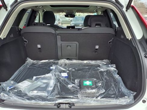New 2026 Volvo XC60 B5 Plus w/ Protection Package Premier image 10