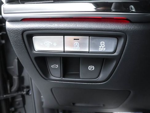 Used 2024 Genesis G80 2.5T image 44