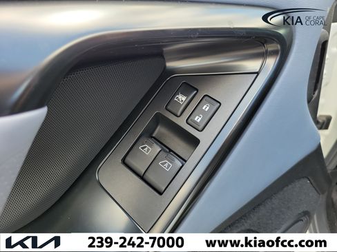 Used 2020 Nissan GT-R Premium AWD/4WD image 17