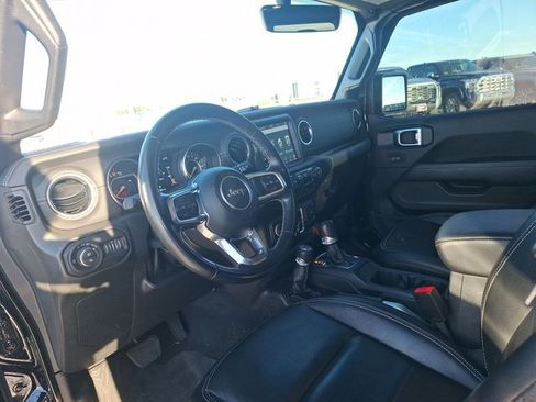 Used 2022 Jeep Gladiator Overland w/ Popular Equipment Package image 9