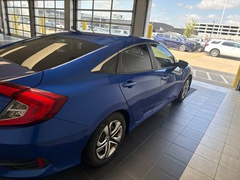Used 2017 Honda Civic LX image 5