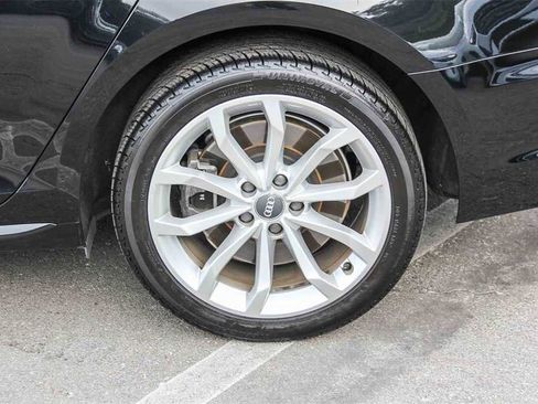 Used 2019 Audi A4 2.0T Premium Plus w/ Premium Plus Package image 10