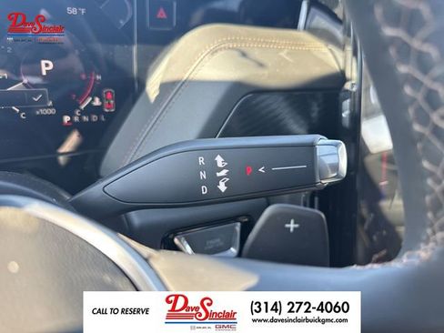 New 2026 GMC Yukon XL AT4 w/ AT4 Premium Plus Package AWD/4WD image 20