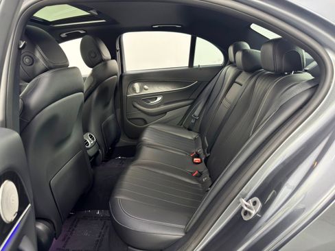 Used 2022 Mercedes-Benz E 350 Sedan w/ AMG Line Exterior image 43
