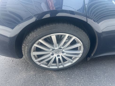 Used 2019 Porsche Panamera 4 image 11