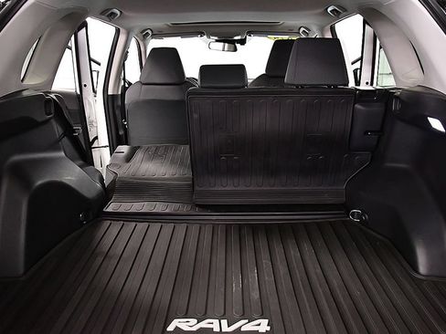 Used 2024 Toyota RAV4 XLE w/ Convenience Package AWD/4WD image 27