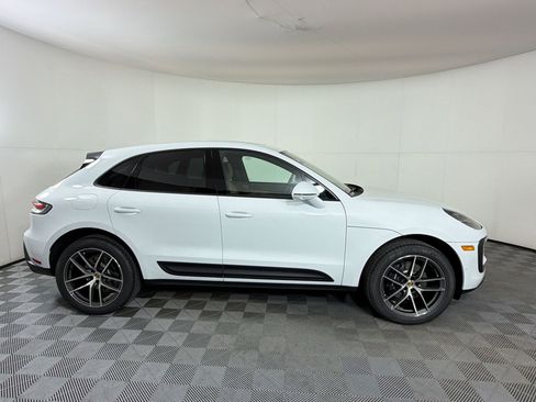 New 2026 Porsche Macan image 9