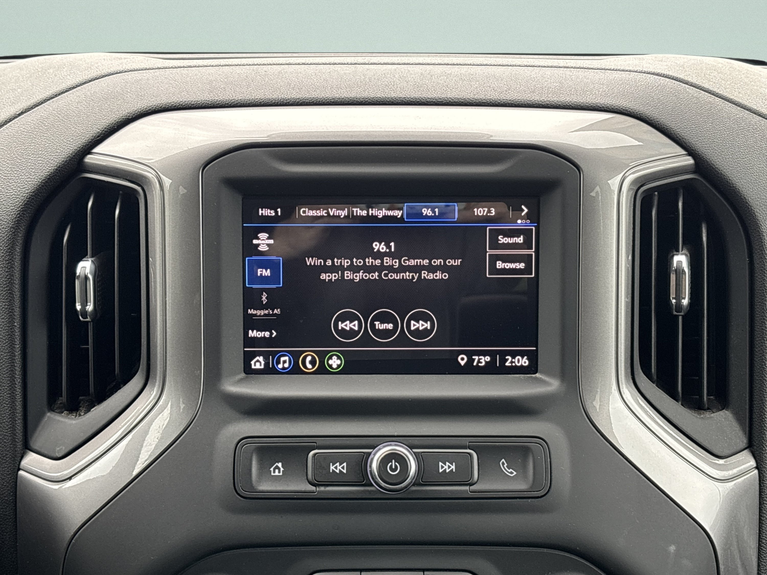 Used 2024 Chevrolet Silverado 1500 Custom AWD/4WD image 21