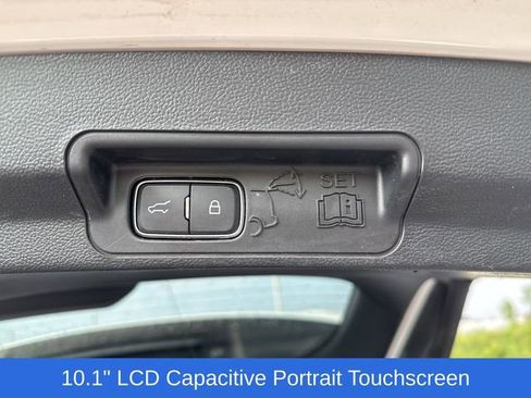 Used 2023 Ford Explorer Platinum w/ Technology Package image 15