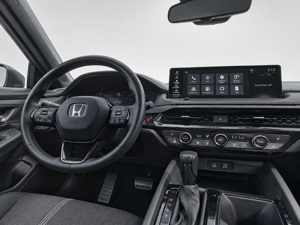 Used 2023 Honda Accord Sport image 29