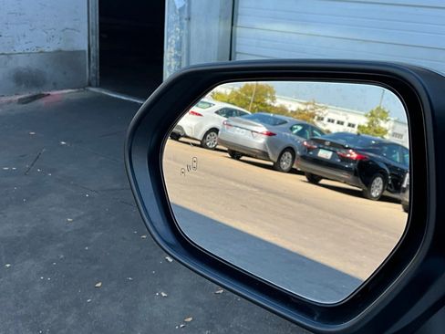 Used 2025 Toyota Camry LE image 20